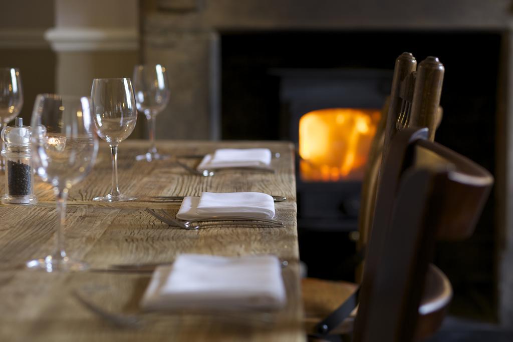 The Trout At Tadpole Bridge Hotel Faringdon Exterior photo