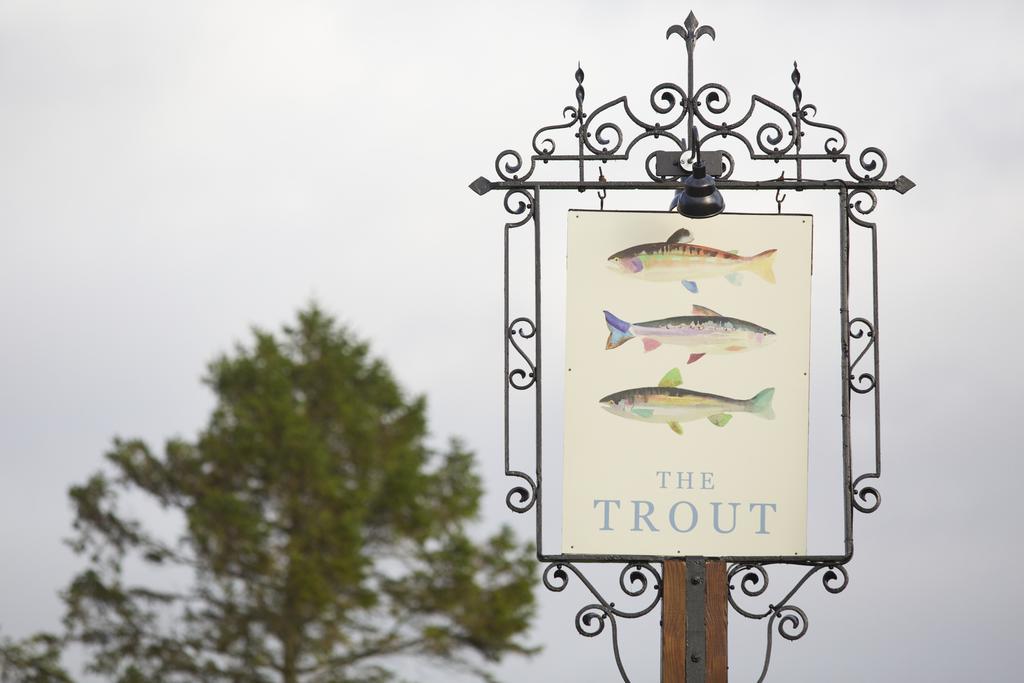 The Trout At Tadpole Bridge Hotel Faringdon Exterior photo